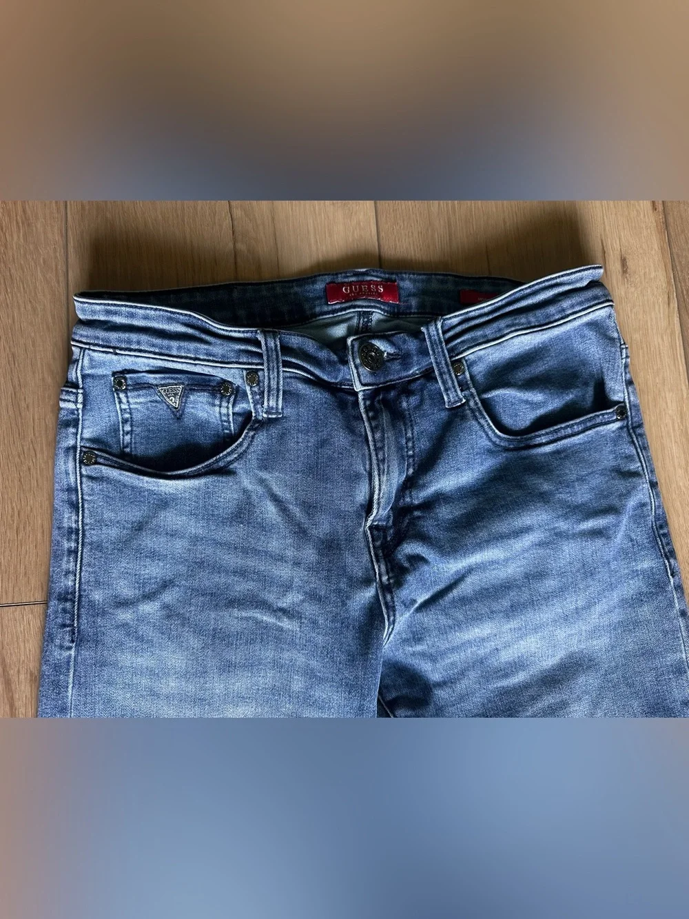GUESS Men's Light-Mid Blue Slim Denim Jeans